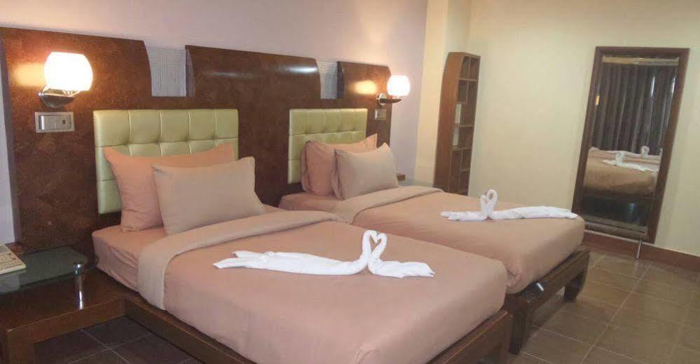 Spm Residence Resort & Spa Si Racha Dış mekan fotoğraf