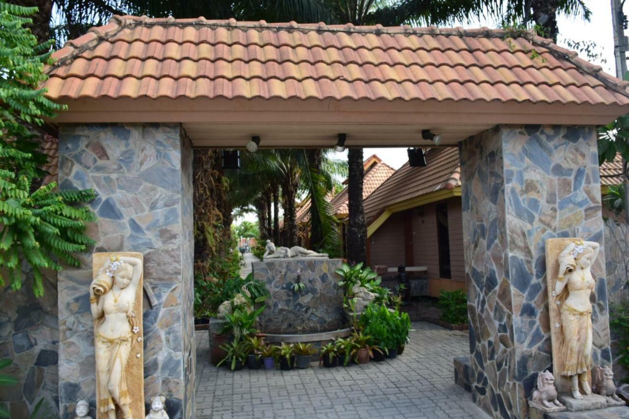 Spm Residence Resort & Spa Si Racha Dış mekan fotoğraf